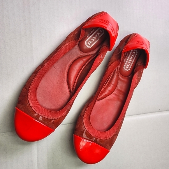 🌸 Coach | Patent Leather Flats, size‎ 6.5 red - Picture 1 of 7